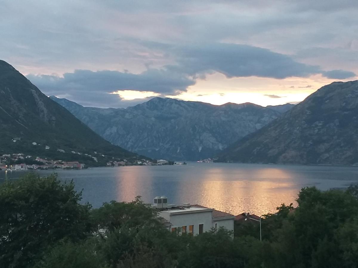 Apartments Dragan Kotor Exterior foto