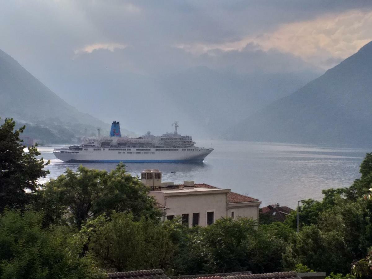 Apartments Dragan Kotor Exterior foto